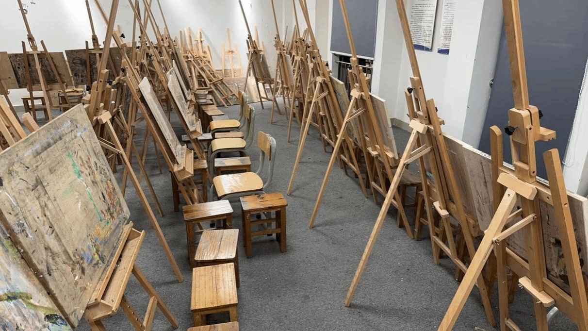 画室1 （艺术楼305）-广东理工学院艺术设计学院